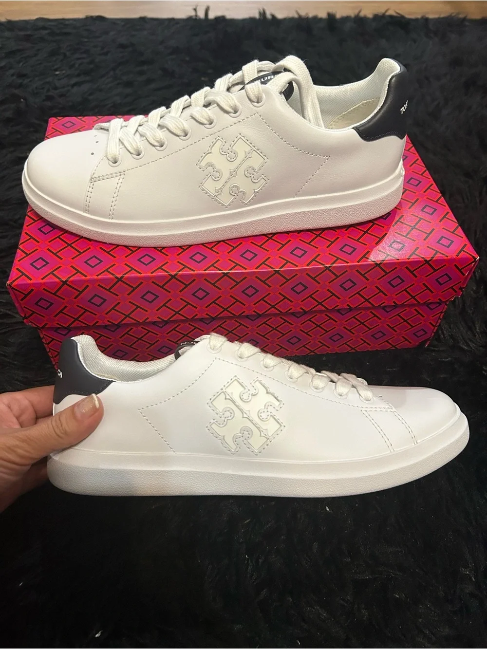 TORY BURCH TB white navy leather lace up shoes sneakers women’s 7.5 new in box